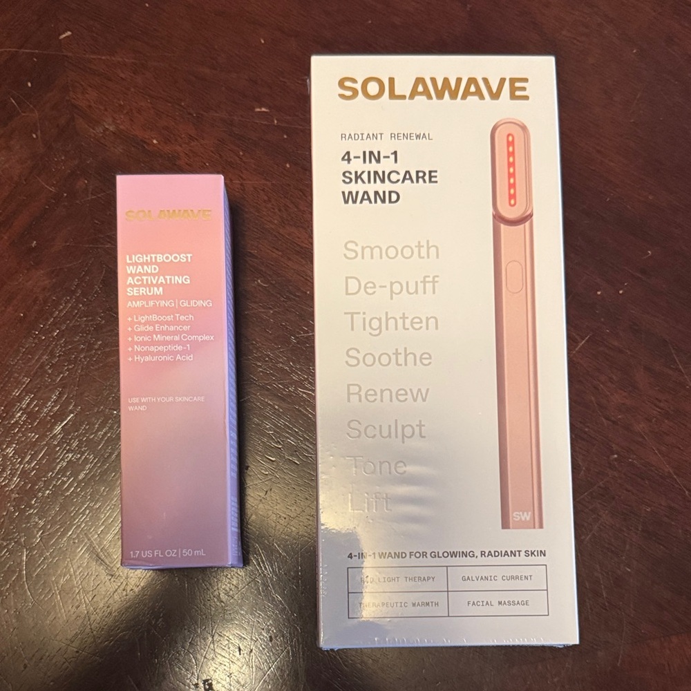 Solawave Lightboost 4 in 1 Wand With Activating Serum NWT